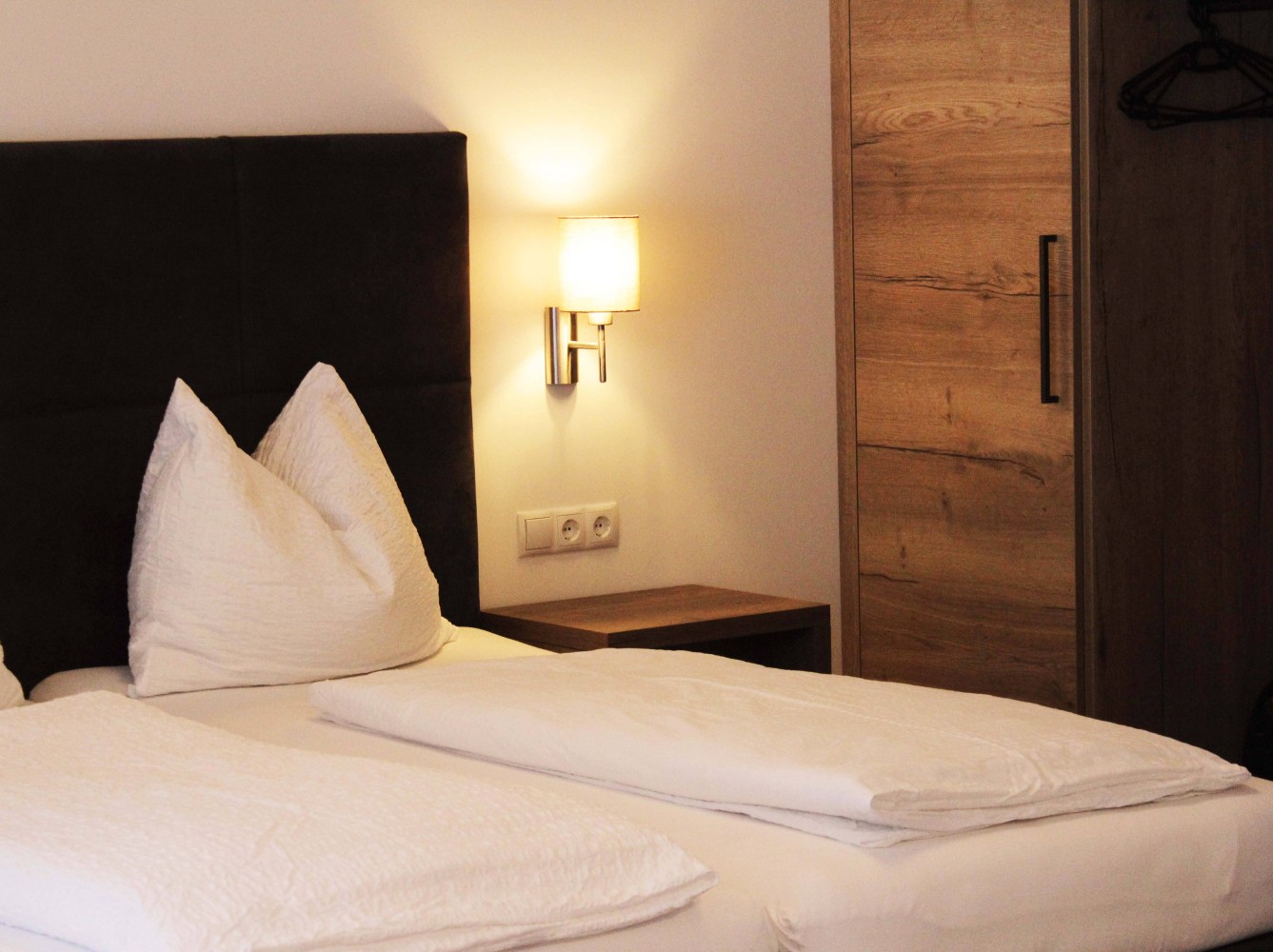 Doppelbett im Appartement